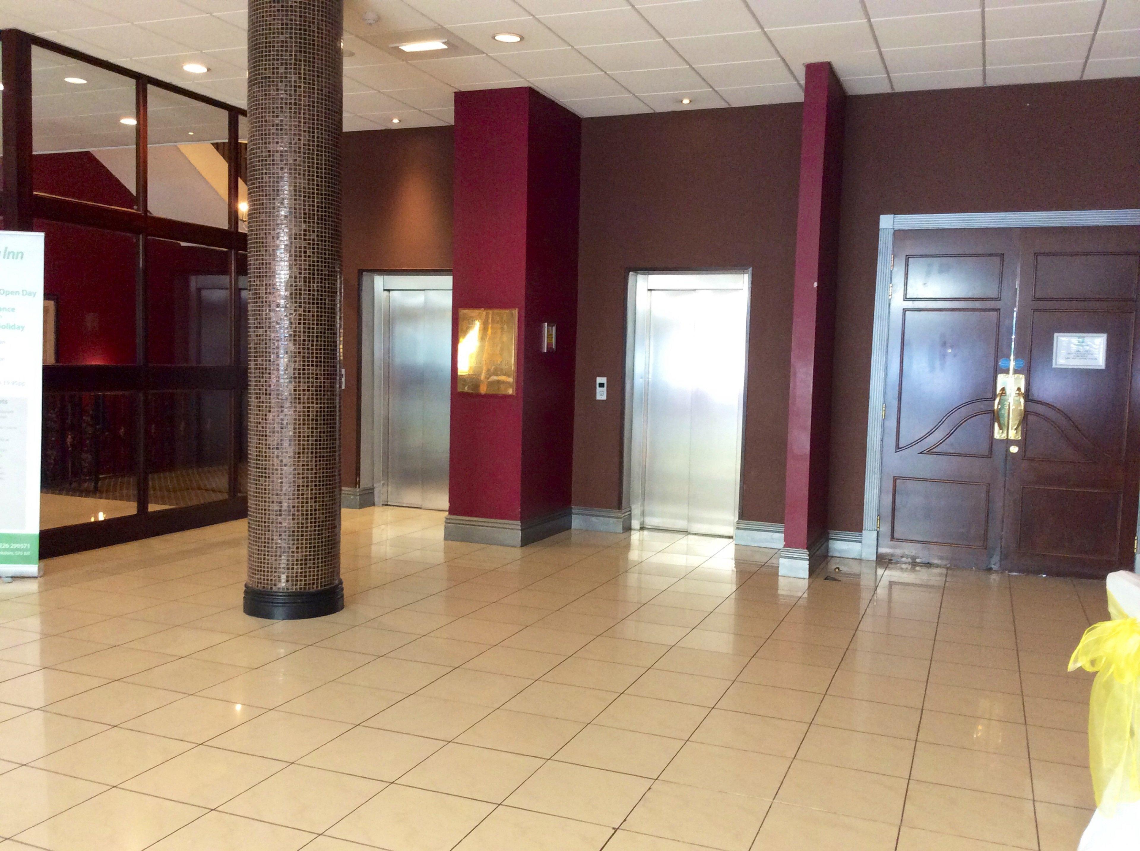Holiday Inn Barnsley By Ihg Ngoại thất bức ảnh